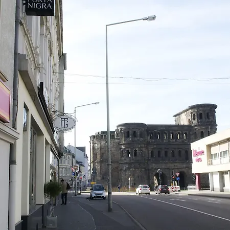 Hotel Porta Nigra-2