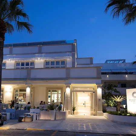 Bianco Riccio Suite Hotel-2
