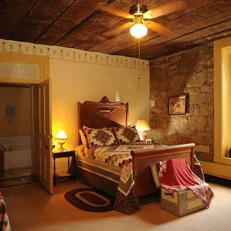 Jailer'S Inn-3