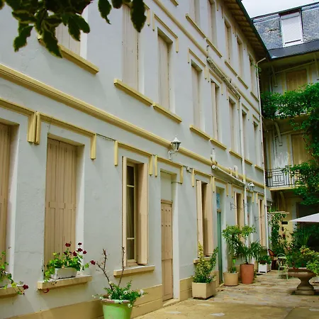 Hôtel Henri IV-2