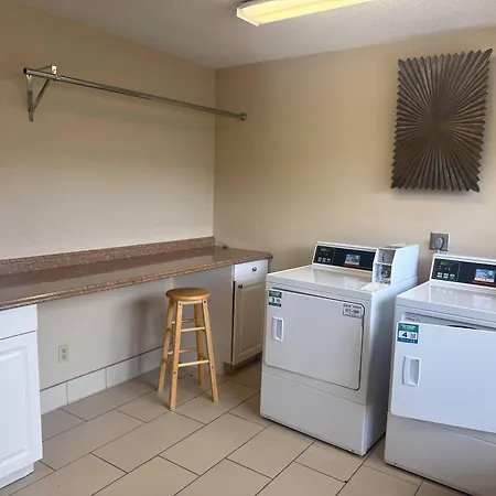 Mainstay Suites-2