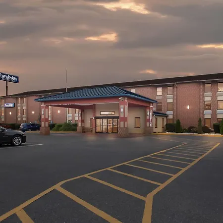 Travelodge By Wyndham Winchester-2