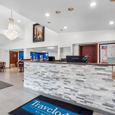 Travelodge By Wyndham Winchester-3