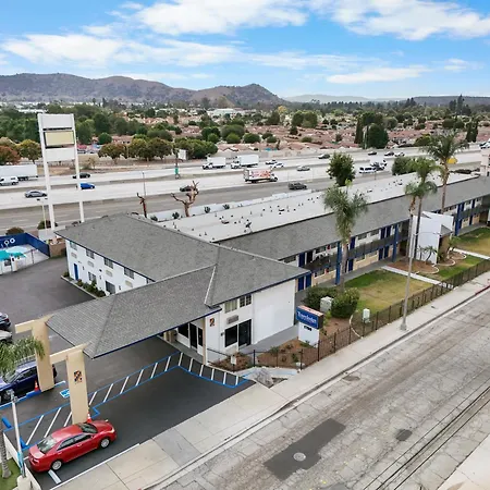 Travelodge By Wyndham Fairplex Pomona-3