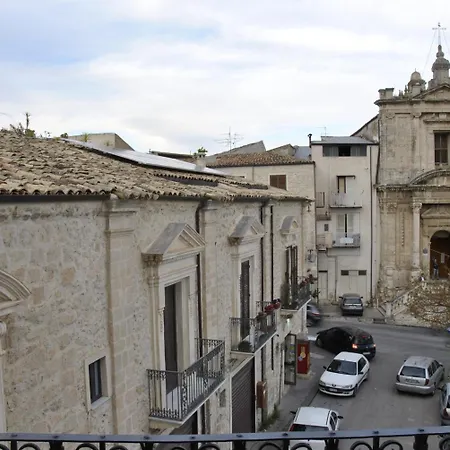 Casa Natia-2