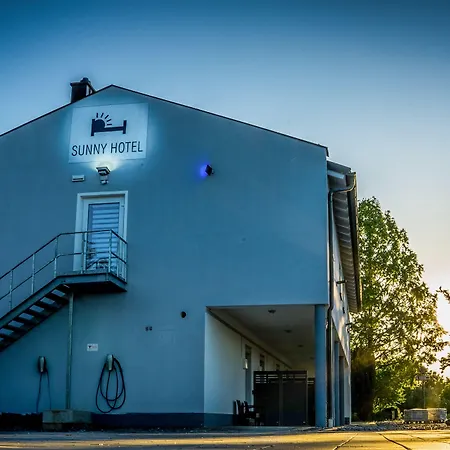 Sunny Hotel Straubing-3
