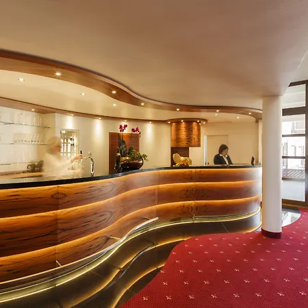 Hotel Schwärs Löwen Freiburg-2