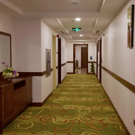Zaha Al Munawara Hotel-2