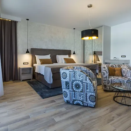 Mirabilis Residence-3