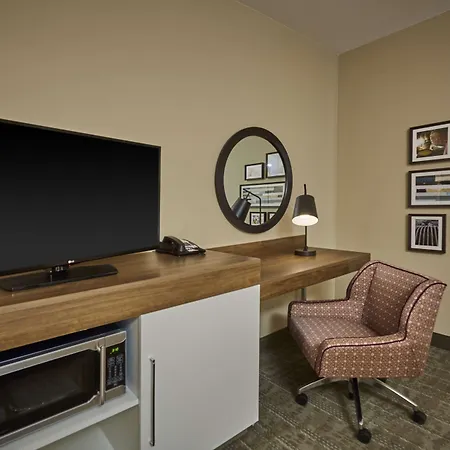 Hampton Inn & Suites Roseburg-3