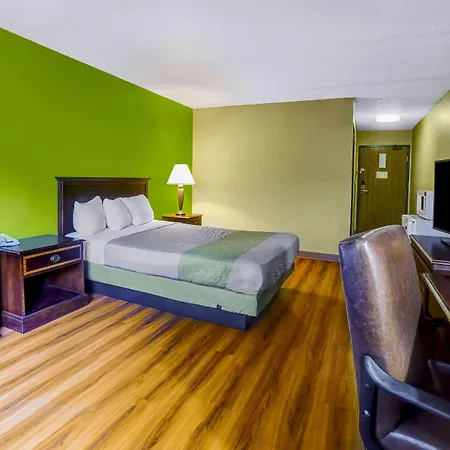 Motel 6-3
