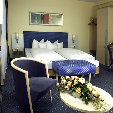 Hotel Löwen-Seckenheim-3