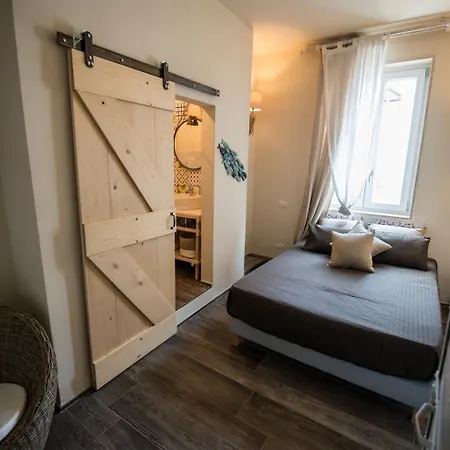 Home Village B&B-3