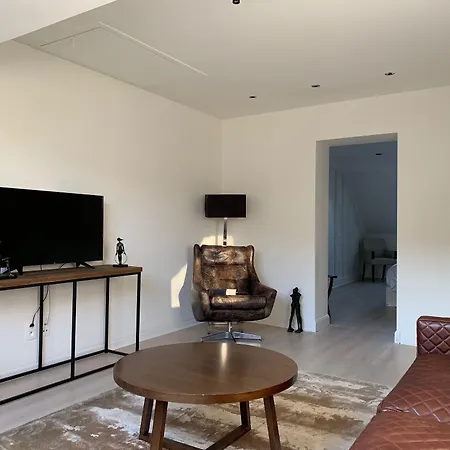 Heirloom Hotels - A Flemish Tale-2
