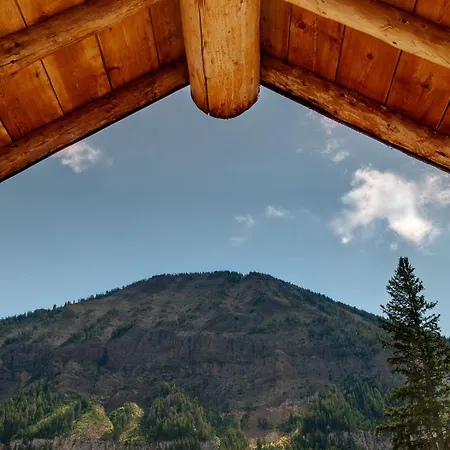 Silver Gate Lodging-3