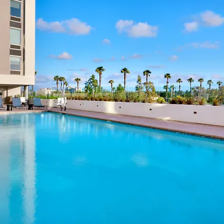Hampton Inn & Suites Anaheim Resort Convention Center-2