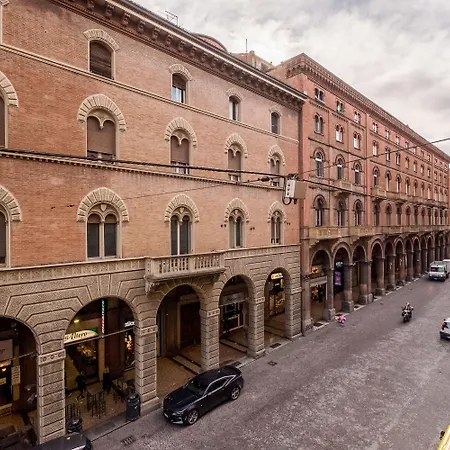 Cavalieri'S Grand-2