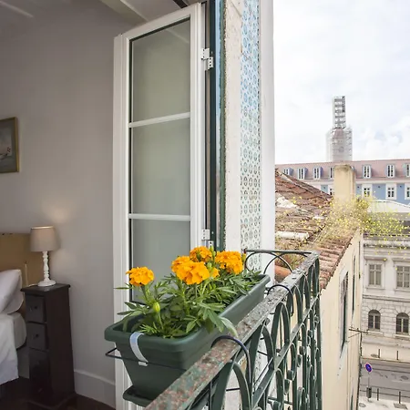 Lisbon Inn Bica Suites-3