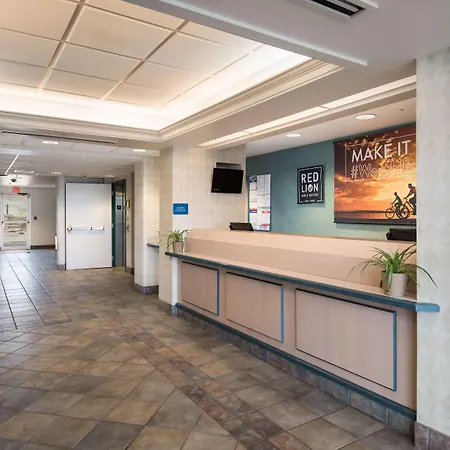Red Lion Inn & Suites Butte-2