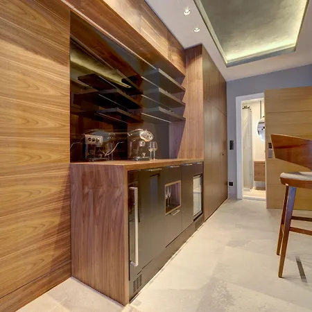 Black Pearl Luxury Suites-2