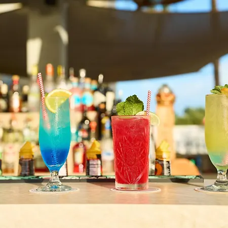 Papagayo Beach Hotel (Adults Only)-2