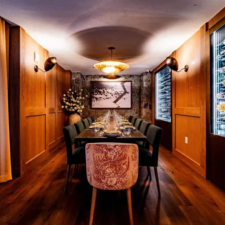 Mondrian Park Avenue-3