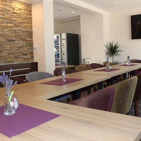 Garni-Hotel Goldenes Lamm-3