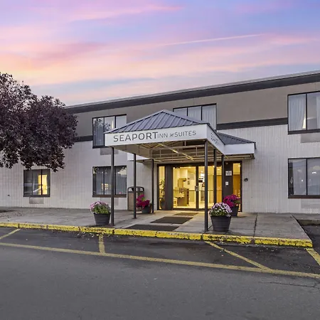 Seaport Inn & Suites-3