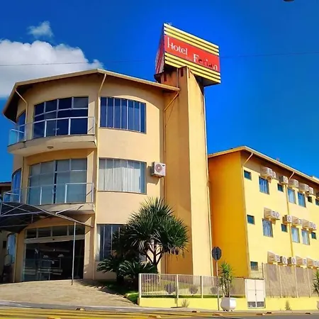 Ferian Plaza Hotel-3