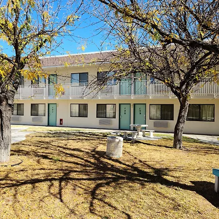 Motel 9 Las Cruces-2