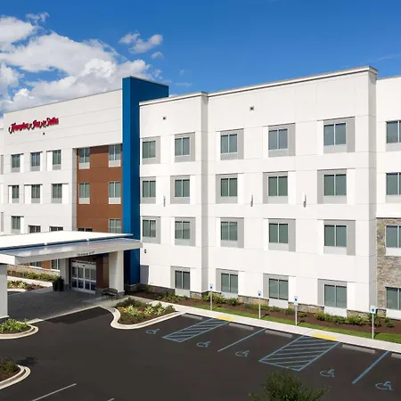 Hampton Inn & Suites Lexington-3