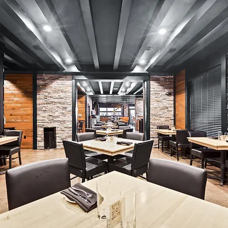Cobblestone Hotel & Suites-2