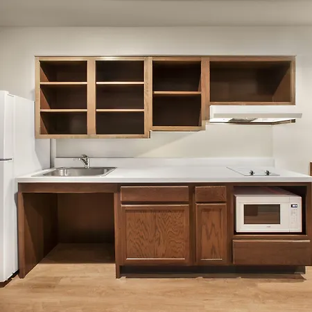 Woodspring Suites Quantico-2