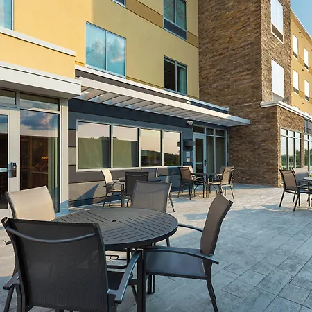 Fairfield Inn & Suites Rolla-2