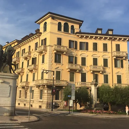 Lady Verona Residence-3
