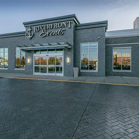 Hyatt Place Wilmington Riverfront-2