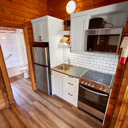 Jasper House Bungalows-2