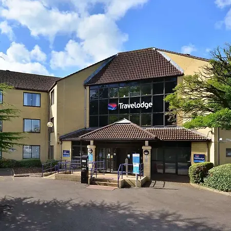 Travelodge Bath Waterside-2