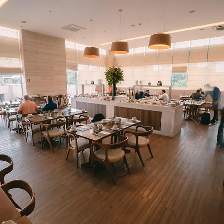 Square Design Hotel-2