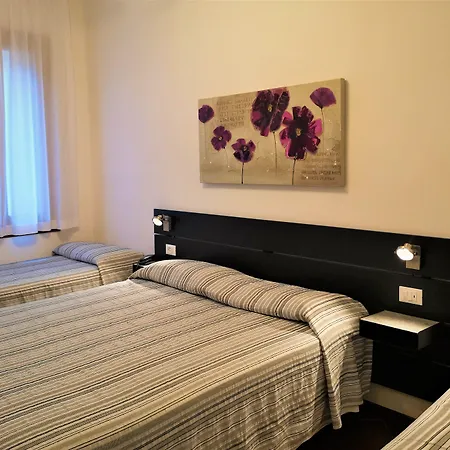 Hotel Rossi-2