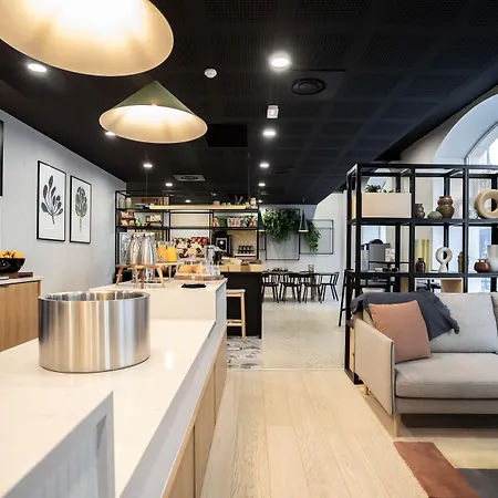Staycity Aparthotels Bordeaux City Centre-2
