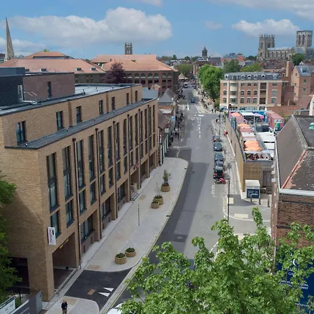Hampton By Hilton York Piccadilly-3