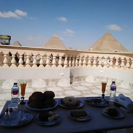 Queen Pyramids View Inn-2