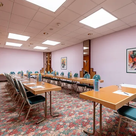 Fly Inn Hotel Frankfurt Airport Rüsselsheim ehemals Trip Inn Hotels-3
