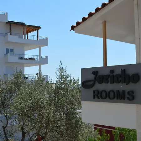 Jericho Rooms-2