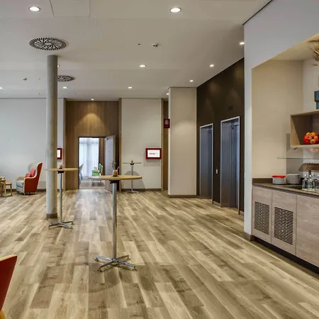 IntercityHotel Wiesbaden-2