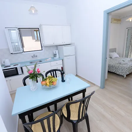 Filippas Rooms In Gouvia-2
