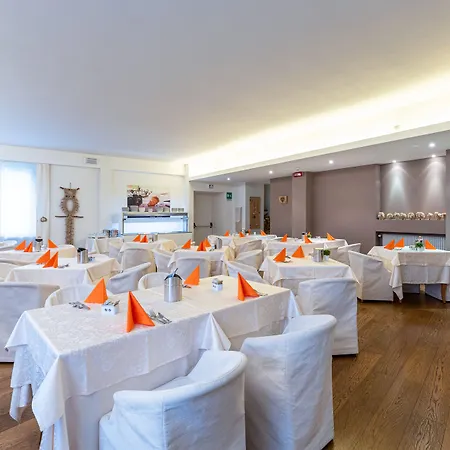 Hotel La Perla-3