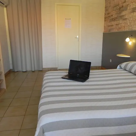 Hotel Les Pins-3