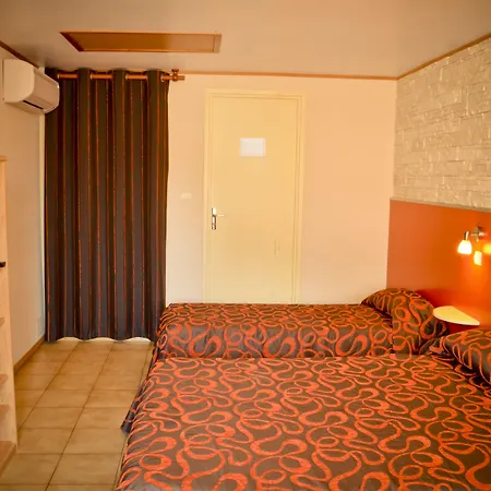 Hotel Les Pins-2